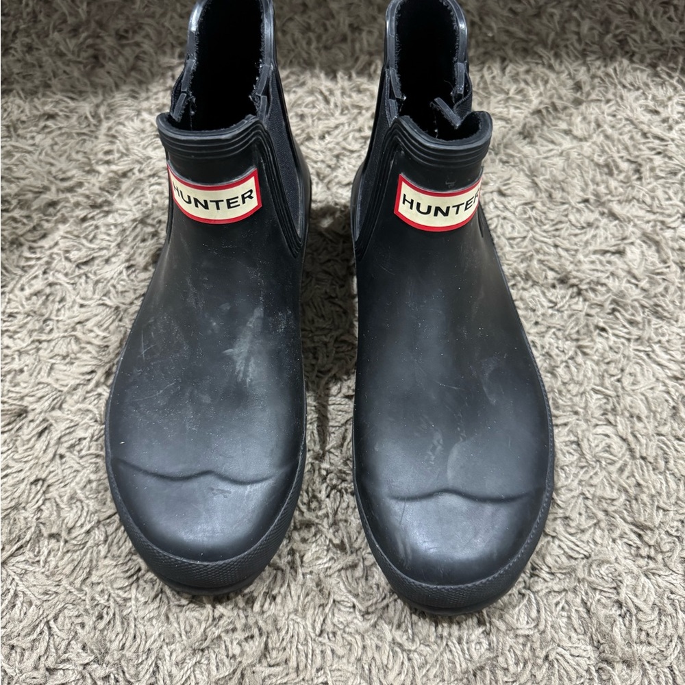 Hunter women’s Black Rain Boots